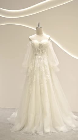 SL-9293 Suli Customized Sweetheart Neckline Puff Long Sleeve Bride Wedding Dress Lace Appliques Beading Bohemian Bridal Gown