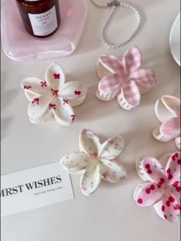 2025 New Trend Alloy Resin Jam Bread Duck Billed Clip Student Cute Hair Clip Women's Kawaii Hair Accessories Side Clip Wholesale