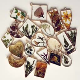 10Pcs Assorted Geometric Hollow Pressed Flower Frame Pendant Resin Jewelry Making Tool Metal Frame Jewelry Charms Bezel Setting