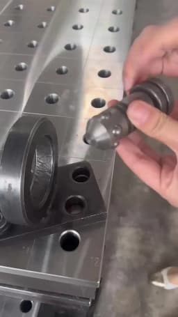 D16/D28 Good Price Quick Locking Locknut Bolt Clamping Pin for Welding Table