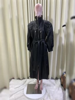 Mauroicardi Spring Autumn Extra Long Cool Black Waterproof Pu Leather Trench Coat for Women Shoulder Pads Zip Up Overcoat 2024