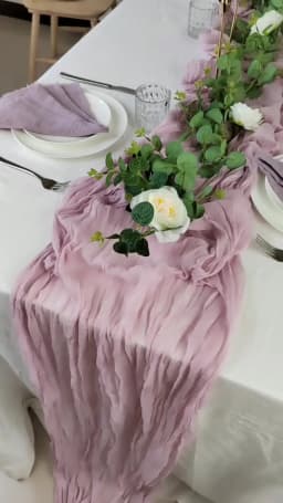 Wrinkle Gauze Table Runner Cheesecloth Semi-Sheer Table Setting Dining Wedding Party Christmas House Banquets Arches Decor