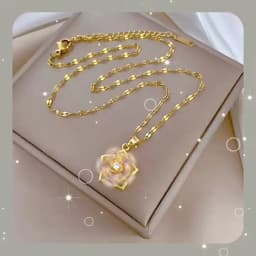 Creative Rotatable Pink Flower Necklace For Women Titanium Steel Rotatable Spinner Clavicle Choker Anti Stress Anxiety Jewelry