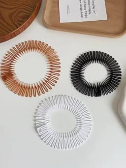 Flexible Full Circle Headbands Stylish Plastic Stretchable Hair Comb for Daily Hair Styling Multifunctional Hair Accessories