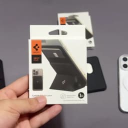 Spigen Leather Smart Fold For MagSafe Card Holder For iPhone 18 17 Air 12 13 14 Plus 15 16 17 Pro Max Folding Bracket Card Bag