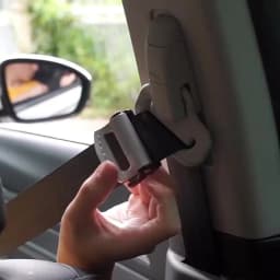 2PCS Plastic Strong Adjustable Car Safety Belt Clips Slip-Resistant Seat Belt Buckle Simple Clamp Fixing Clip Car Styling