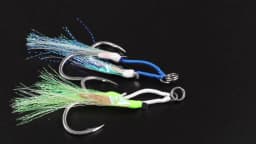 JIGGING PRO Twin Assist Hooks 1/0 2/0 3/0 4/0 Double Barbed BKK High Carbon Steel Fishing Hook With Glow Feather Jigging Hook