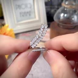 Huitan Gorgeous Leaf/Flower Design Adjustable Opening Rings for Women Paved Bling Cubic Zirconia Fashion Wedding Party Jewelry