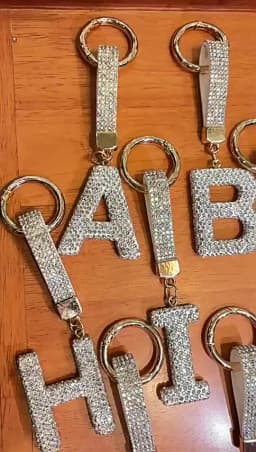 Full Rhinestone English Letter Keychain - Luxury Bag Charm & Car Key Ring, Elegant Small Gift