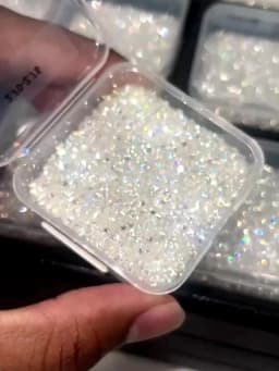 Melee CVD Lab Diamond 0.7mm 1mm 2mm 3mm Small Diamond Wholesale Tiny Diamond Side Stone D E Color VVS Lab Grown Diamond
