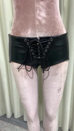 Lautaro Spring Summer Sexy Black Pu Leather Micro Mini Shorts Women Low Waist Punk Style Alt Gyaru Clothing Streetwear Buttoms