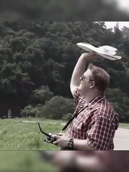 Z84 Triangular Wing Flying Wing Racing High-Speed Model Remote-Controlled Aircraft Fixed Wing Anti Drop Wingspan 840mm