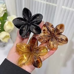 Women's Egg Flower Hair Claws Clips Crab Shaped Lightweight Plastic Hair Clips Large Hairpins Ponytail Fashion Hair Accessories