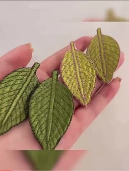 4-Piece Set of Forest-Style Green Embroidered Leaf Hair Clips, Beautiful and Simple Fairy Stage Performance Photography Women's Hair Accessories