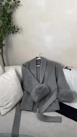 Retro Faux Fur Patchwork Woolen Maxi Coat Women Solid Full Sleeves V-neck Lace Up Loose Coats Lady Winter Commute Outwear New