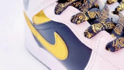 Gilding Flat Shoe Laces Cashew Flower Shoelaces for Sneakers Hand-painted Sports Casual Basketball Tennis Shoelace Shoestrings