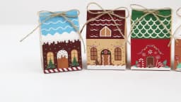 12/24PCS Mini Gingerbread House Christmas Boxes, Cute House Shaped for Xmas Gift Boxes with Twine for Holiday Party Supplies
