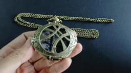 Vintage Bronze Eye Round Case Shape Quartz Pocket Watch Jewelry Pendant Necklace Chain Gifts for Men Women