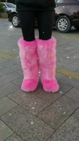 New Woman Boots High Boots Over-the-knee Fur Snow Boots Women's Fashion Warm Wool-like Boots Plus Velvet Padded Winter Boots