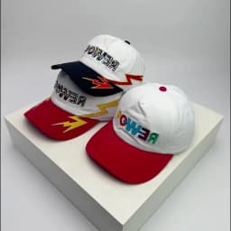 New Unisex Flash Diamond Letters Lightning Embroidery Baseball Hats Breathable Personal Sunshade Peaked Caps Versatile Fashion
