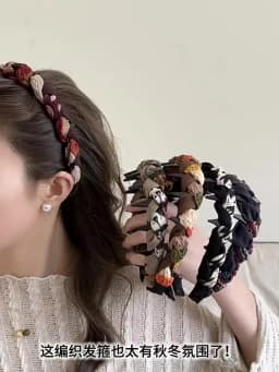 Autumn and Winter New Style Toothed Comb Non-Slip Headband for Women, Suitable for Daily Wear, Sweet and Versatile, High Cranial