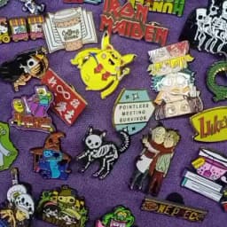 Life is Strange Pin Popular Game Badge Blue Butterfly Brooch Shirt Sweater Coat Backpack Pin Fashion Jewelry Accessories