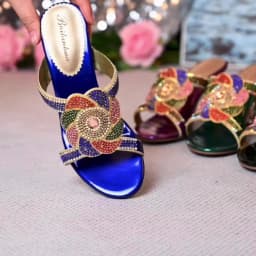Summer New Comfort Non-slip High Heel Genuine Leather Crystal Inlaid Diamond Women's Beach Fashion Versatile Bohemian Shoes