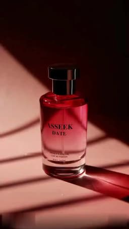 DATE Women's Eau de Parfum Women's perfume, 80ml light essence. Featuring a floral and fruity aroma, it is perfect for daily use or dating, keeping a fresh breath at all times. Don't miss out if you love the light aroma!