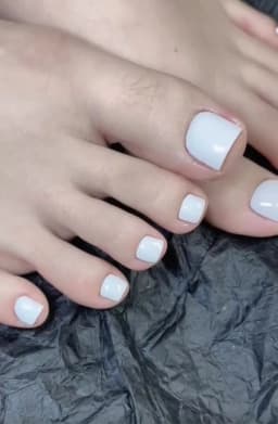 100Pcs White Short Square Flase Toenails Summer Press On Toes Full Cover Tips Pure Color Acrylic Artificial Wearable Toenails*8K