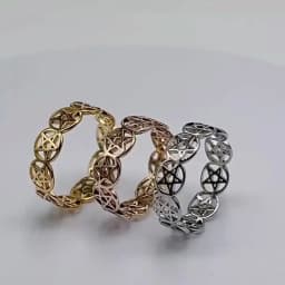 YILUOCD Stainless Steel Pentacle Ring Geometric Pentagram Ring for Women Wicca Protection Amulet Hollow Star Christmas Jewelry