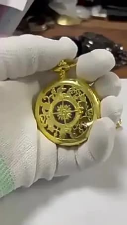 Creative Compass Pocket Watch Hollowed Out Classic Flip Compass Outdoor Hiking Chain Pendant Men Women Pocket Watch Reloj