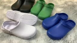 Unisex Non-Slip Eva Sole Shoes - Comfortable Black Work Shoes Suitable for Nurses, Chefs, and Office Use, with Easy Slip-On Design, Tire-Textured Soles for Enhanced Grip, Chef's Clogs, Slip-On Footwear, Durable Slippers, Non-Slip Work Shoes