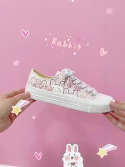 Amy and Michael Lovely Anime Bunny Hand Painted Canvas Shoes Sweet Girls Students Casual Flat Low Top Sneakers Women Trainers