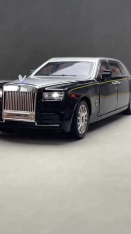 1:18 Rolls-Royce Phantom Model Car, Zinc Alloy Pull Back Toy Diecast Car with Sound and Light, Realistic Modeling Model Toy