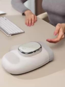 Hand Massager with Airbag Compression Finger Wrist Palm Massage Machine Vibration Glove for Hand Muscle Relax Gift for Frind