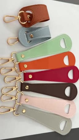 1Pcs PU Leather Hat Clip Hat Holder Hat Keep Clip Hands Free Storage Clip Buckle Outdoor Travel Hooks Handbag Accessories