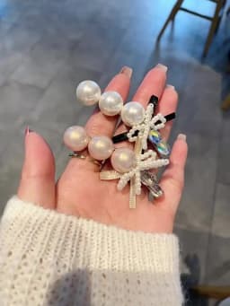 Pearl Bow Hair Clip, Duckbill Clip, Forest-Style Hair Clip for Forehead, Side Clip, Exquisite Curved Bangs Clip