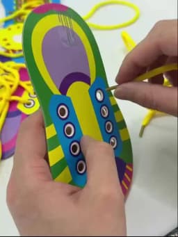 Shoelace Threading Teaching Toys Learn to Tie Shoelaces Toy Kids Toddlers Fine Motor Skills Toy Early Educational Toys Boys Girl