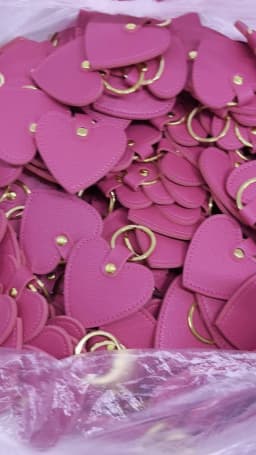 Print name free creative simple gift personalized PU heart-shaped keychain multi-color car keychain bag pendant