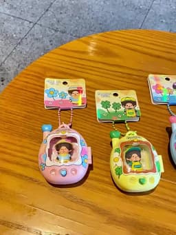 Monchhichi Led Light Up Keychain Cute Retro Y2K Bag Charm Tamagotchi Style Glowing Pendant Anime Gift For Teen Girls Backpacks