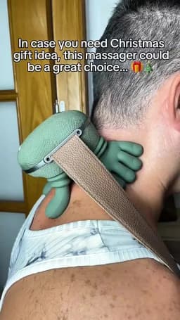 Neck Massager Electric Deep Tissue 4D Kneading Simulated Human Hand Massager for Neck Shoulder Pain Relief Muscle Relax Massager