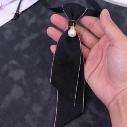 A Handmade Pearl-Embellished Lady's Elegant and Casual Bow Tie, a Neck Accessory Suitable for the Collars of Shirts and Suits, a