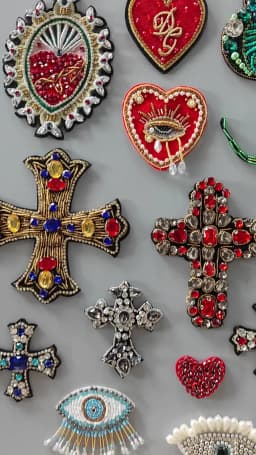 Embroidery Sequined Alphabet Pearl Letter Cross Patch,sequins Heart Beaded Eye Patches Badges Appliques for Clothing WF2210252
