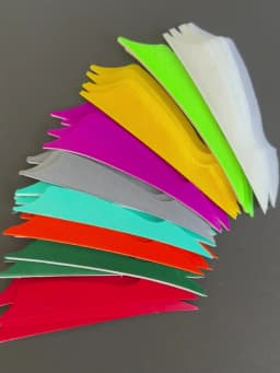 100 Pcs IBOUNFOX 4 Inch Natural Turkey Arrow Feathers Sting Shape Archery Fletches Feather Arrow Feltching Right Wing