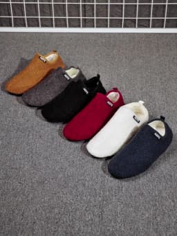 Men's Fuzzy Overlapping Slippers - Winter Warmth Indoor Home Shoes with Fuzzy Lining and Arch Support, Soft Cushioning Comfort,