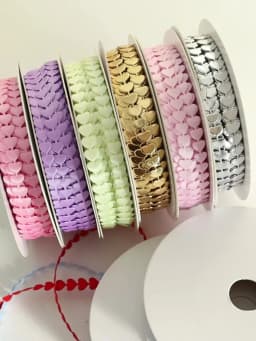 20yards/Roll 0.8 cm Wide Heart-Shaped Floral Pattern Gift Ribbon Suitable for Apparel Decoration Valentine's Day Packaging