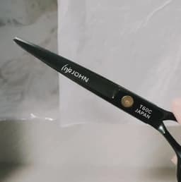 JOHN Scissors Cut Hair Japan 440c Scissors Titanium Plating 6 Inch Scissors Black Scissors Professional Barber Scissors