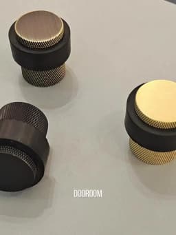 Dooroom Knurled Brass Rubber Door Stops Bathroom Door Stopper Heavy Duty Floor Mount Bumper Non-magnetic Door Holder Catch