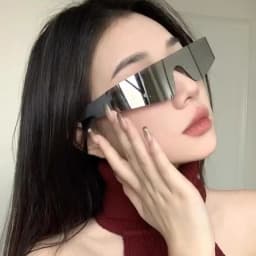 Future Oriented Y2K New Fashionable One-piece Sunglasses, Surround Style Sports Punk Sunglasses