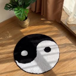 LAKEA Yin and Yang Symbol Fluffy Circle Soft Rug Black and White Circle Digital Carpet for Bedroom with Chinese Characteristic